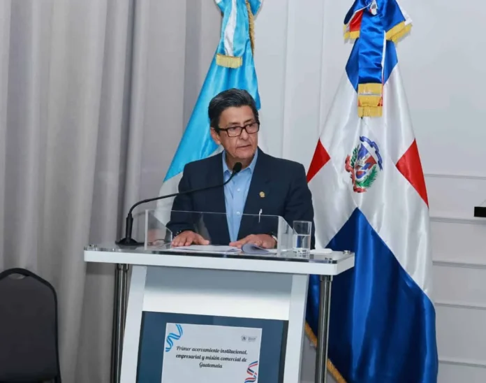 Foro para fortalecer comercio entre países.