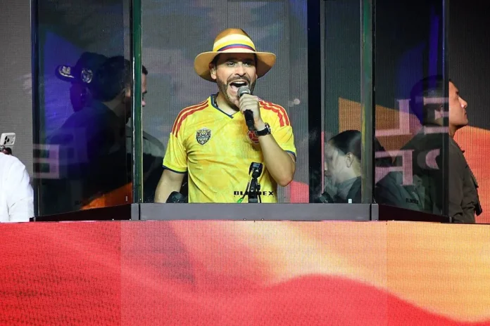 De la Espriella con camiseta de selección.