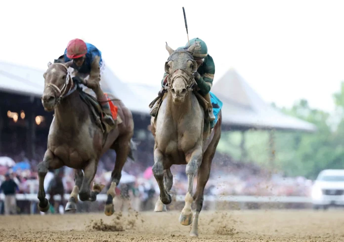 Golden Tempo triunfa en Belmont Stakes 2023.