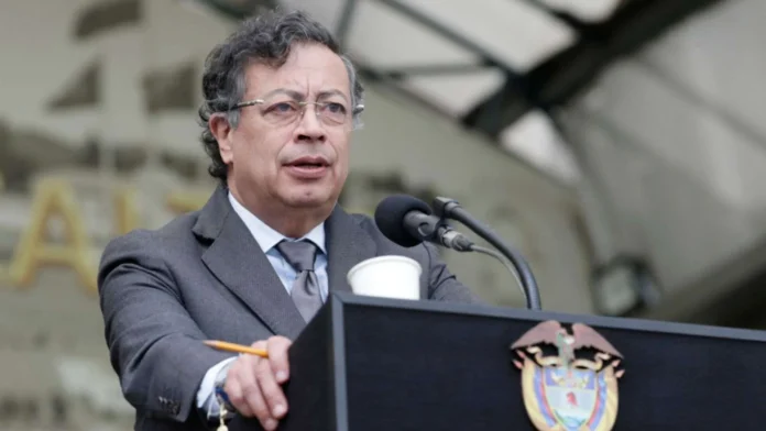 Petro defiende legado antidrogas en Washington.