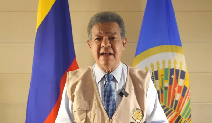 Leonel Fernández en elecciones colombianas 2023.