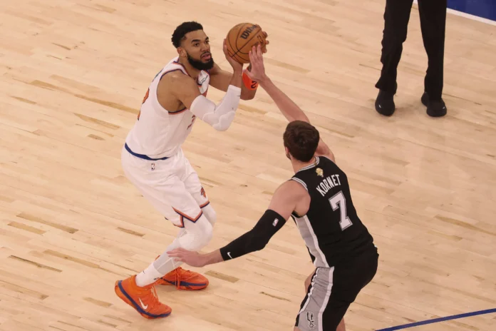 Karl-Anthony Towns habla sobre pérdidas de balón.