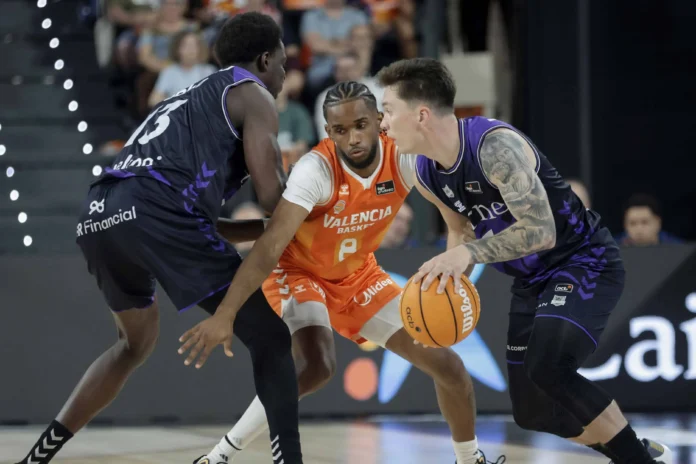 Valencia Basket celebra su victoria en cuartos.