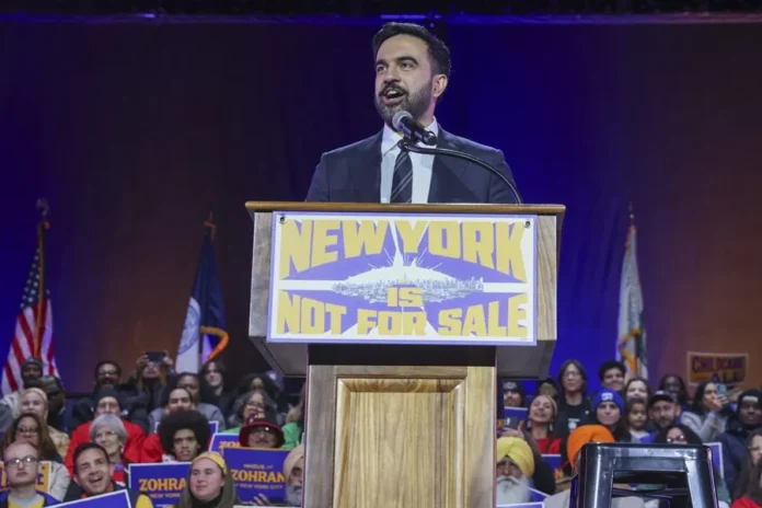Alcalde de Nueva York y Knicks en acción