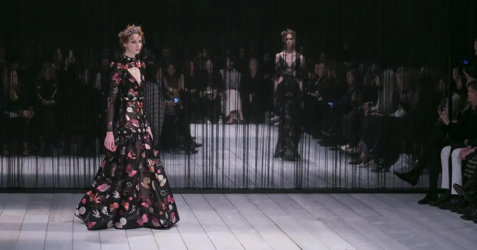 Alexander McQueen regresa a Londres Fashion Week