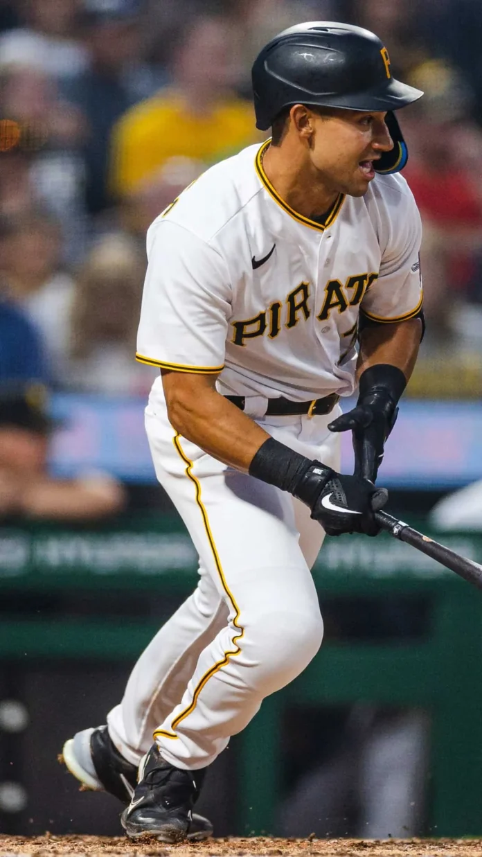 Piratas celebran victoria con jonrones destacados.