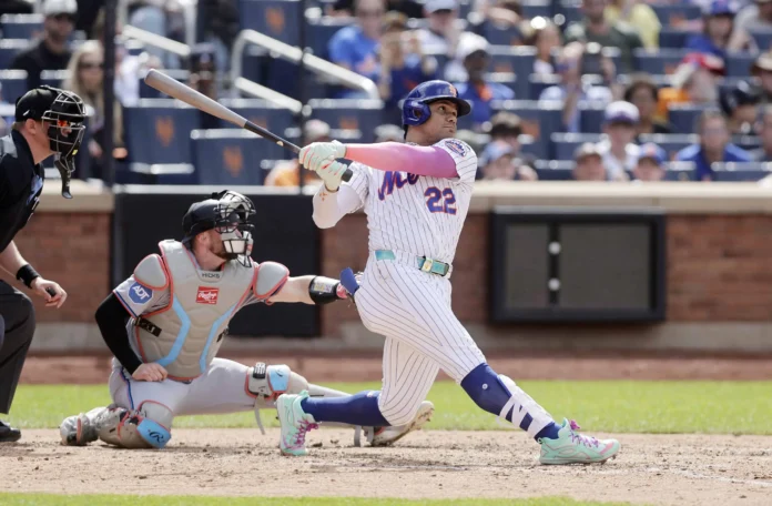 Juan Soto conecta jonrón decisivo para Mets.