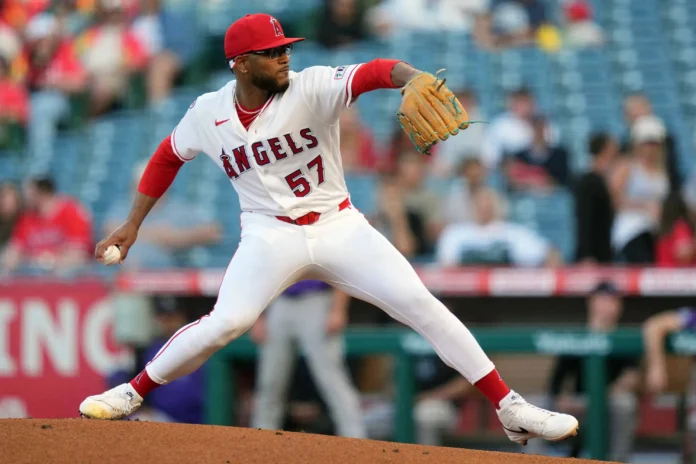 Walbert Ureña brilla en victoria de Angelinos