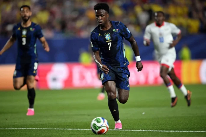 Brasil vence 3-0 a Haití en Mundial