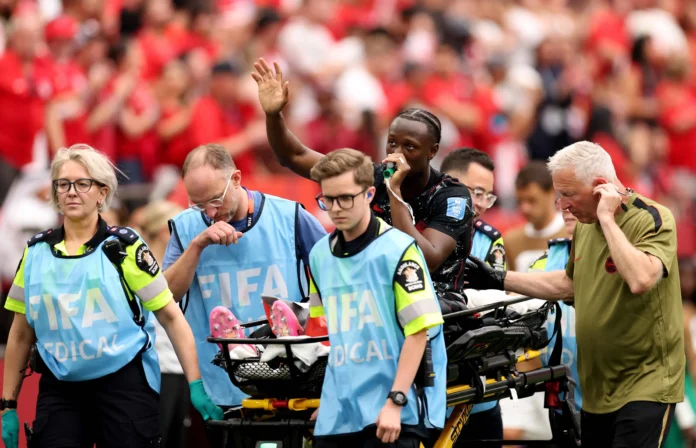 Ismaël Koné lesionado en Mundial de fútbol.