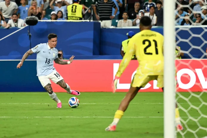 Valverde frustrado tras empate con Arabia Saudita