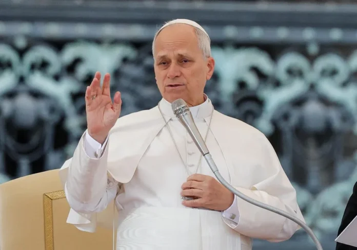 Papa León XIV bendice Torre de Jesús