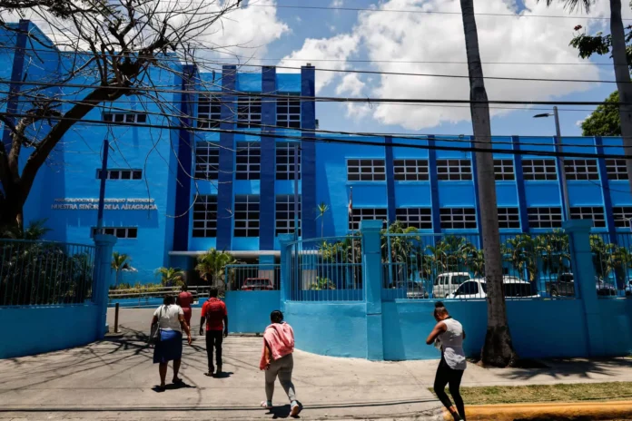 Disminución de partos haitianos en RD.