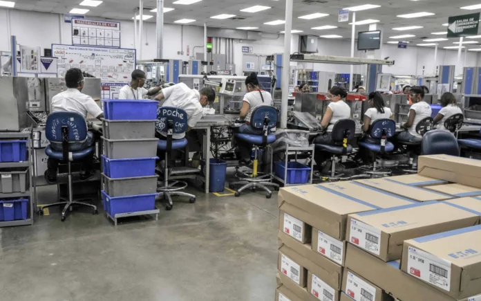 Índice manufacturero en crecimiento, destaca ministro.