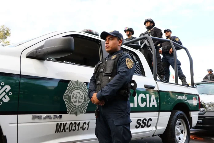 Ataque armado en Michoacán, cinco policías muertos.