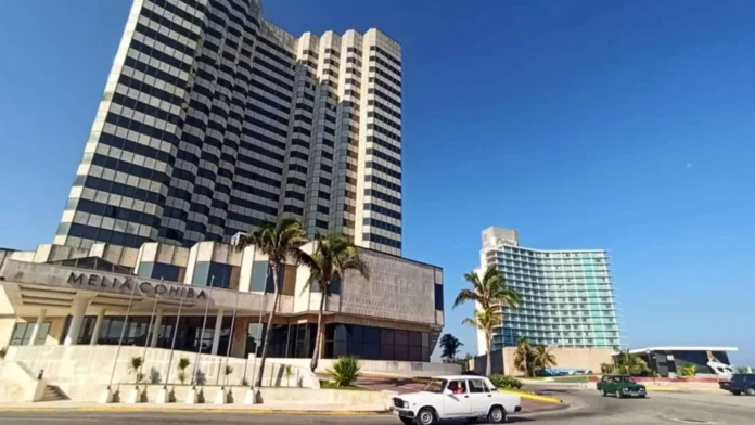 Crisis hotelera en Cuba por salida de empresas.
