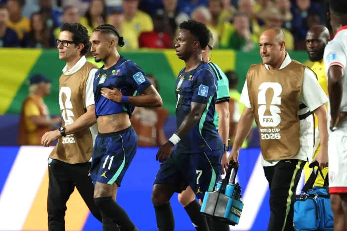 Raphinha lesionado preocupa a Brasil en Mundial.