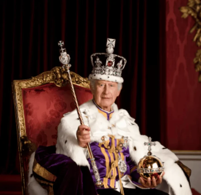 Carlos III publica su declaración de impuestos.