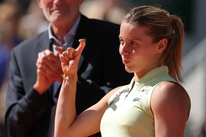Maja Chwalinska en la final de Roland Garros