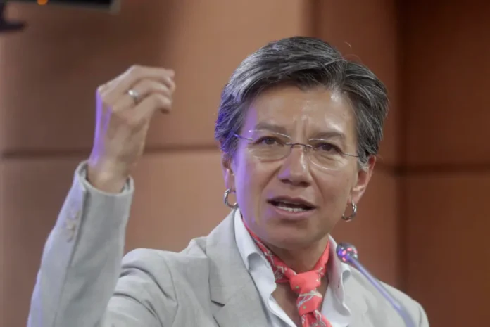 Claudia López rechaza apoyar candidatos presidenciales.