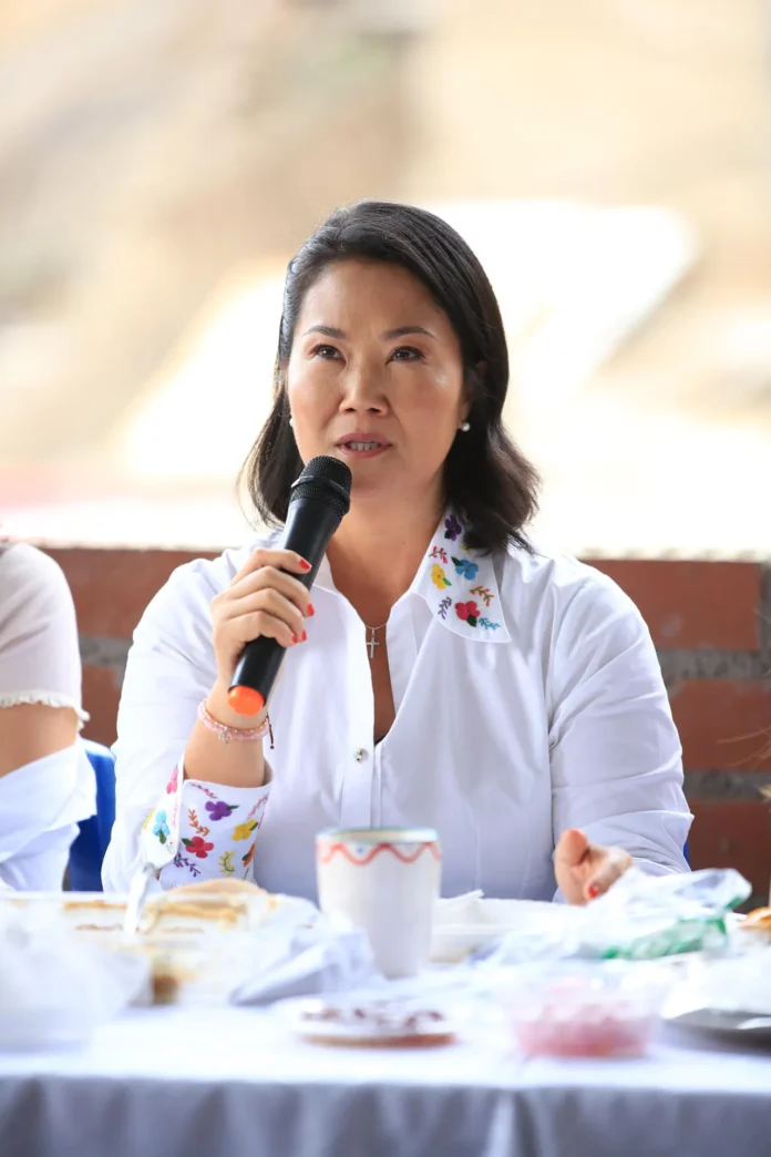 Fujimori lidera elecciones presidenciales en Perú