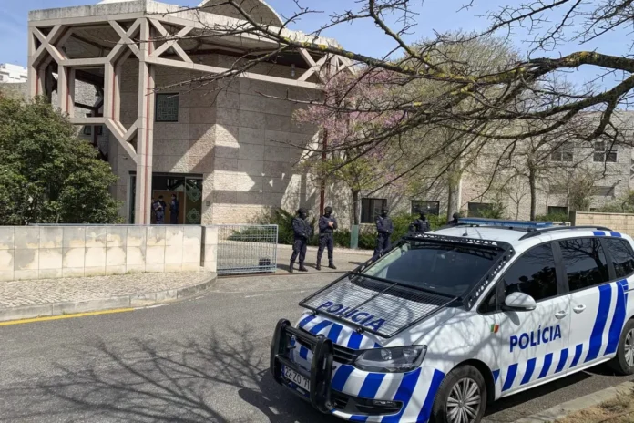 Detención de madrastra por asesinato en Portugal