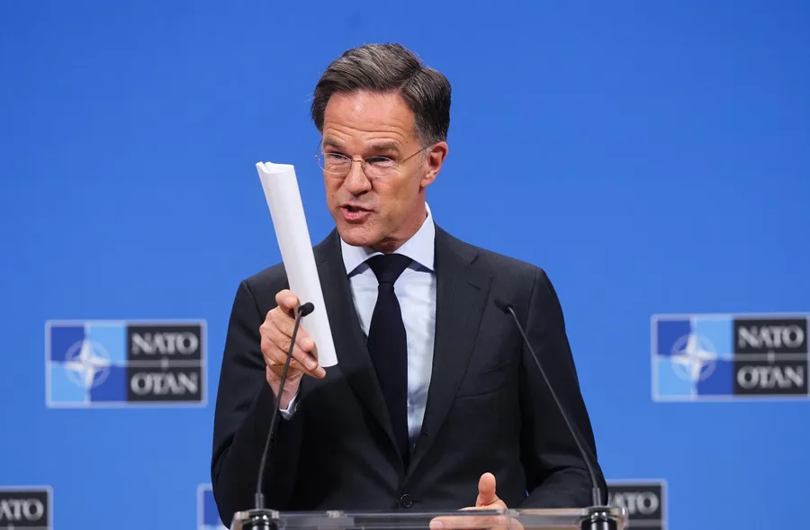 Rutte y Trump discuten armas nucleares en Irán