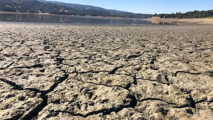 Niños en riesgo por amenazas climáticas