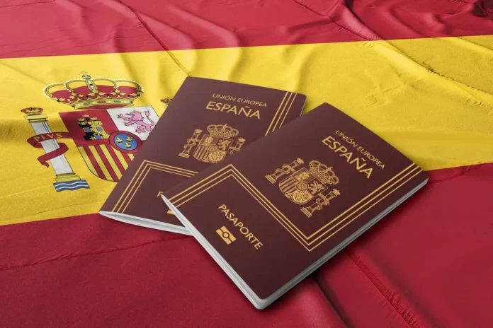 Dominicanos en España: plazo de regularización.