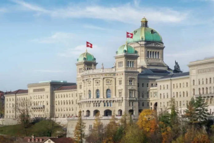 Suiza niega acusaciones de trabajo forzoso.