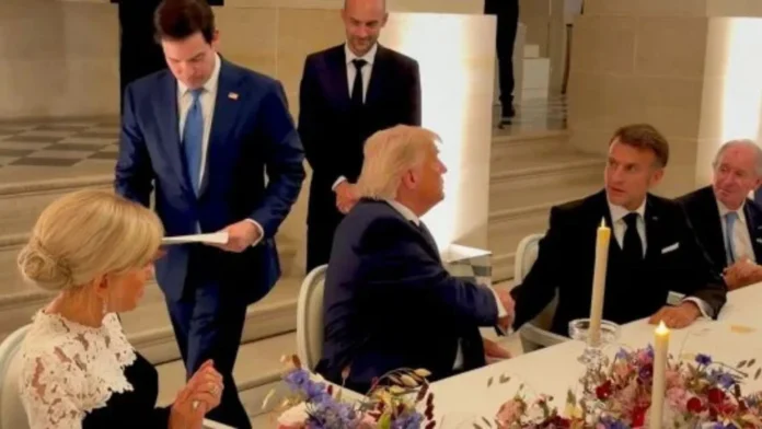 Trump firma acuerdo con Irán en Versalles