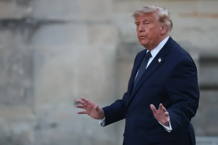 Trump niega pago a Irán de 300,000 millones