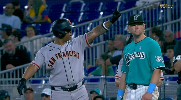 Gigantes y Devers aclaran sustitución inesperada.
