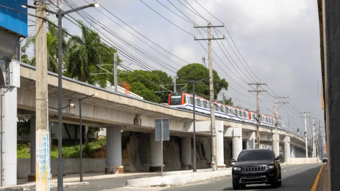 Retraso en operación de línea 2-C del metro