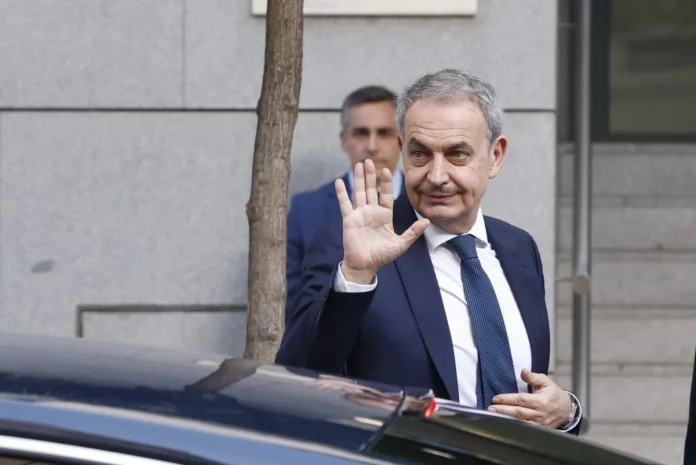 Zapatero defiende su honradez ante el juez.