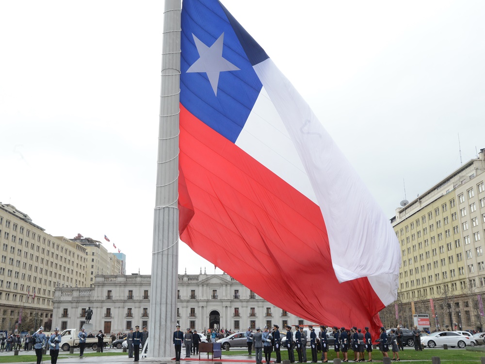 bandera chilena cual es la actual y su gran historia