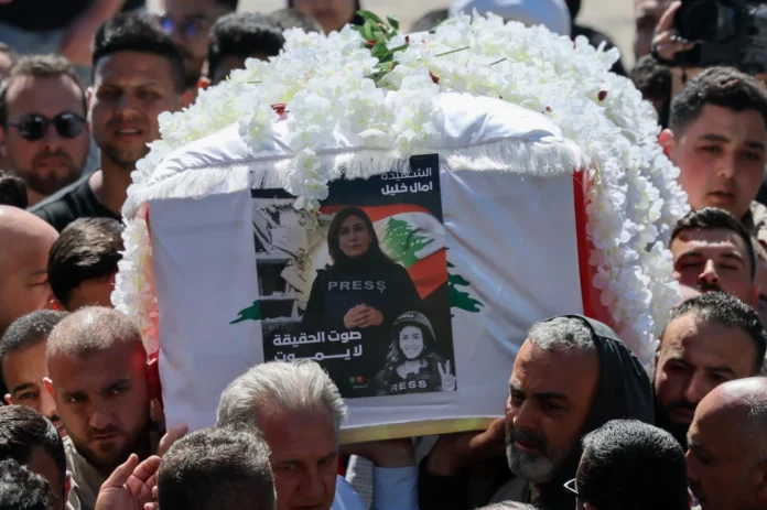 España condena ataques a periodistas en Líbano