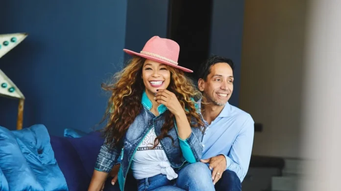 José E. Feliciano negocia compra Padres San Diego