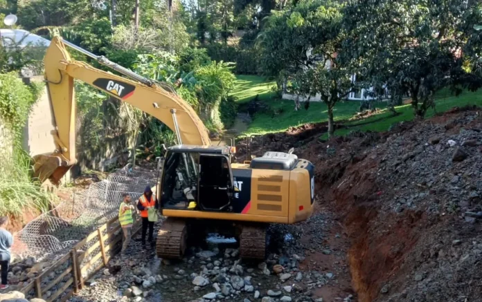Investigación sobre verja destruida en Jarabacoa