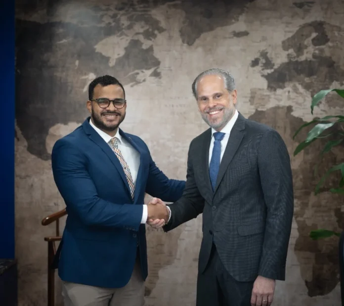 Alianza Medwork Global y Serenia en cuidados paliativos.