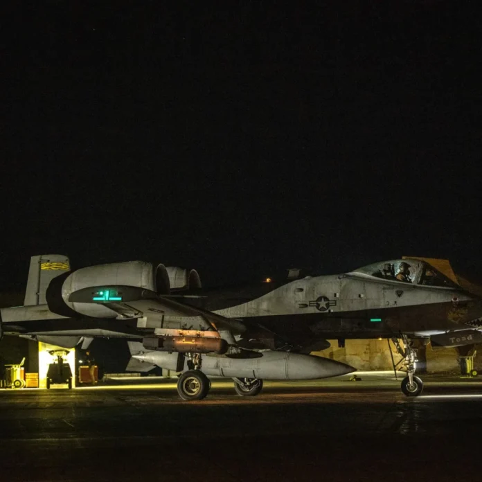 Soldados en maniobras militares en Asia