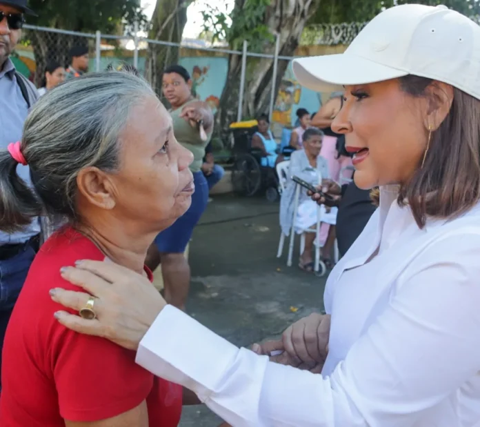 Bono de emergencia para familias en Villa Montellano