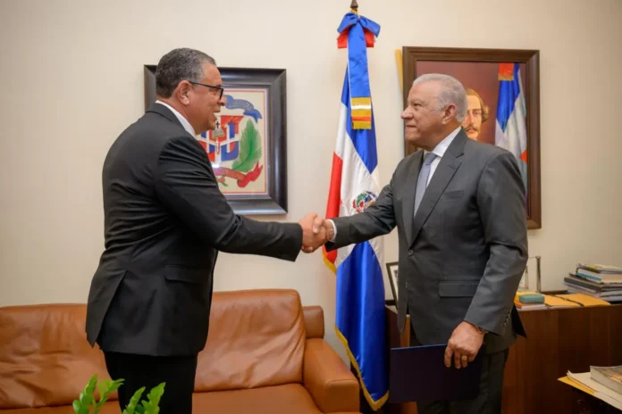 Carlos Alessandry Roa Howley juramentado director San Juan