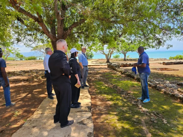 Arqueólogo Harun Özdaş en La Isabela.