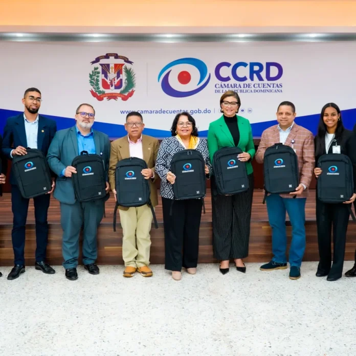 Cámara de Cuentas recibe nuevos equipos tecnológicos