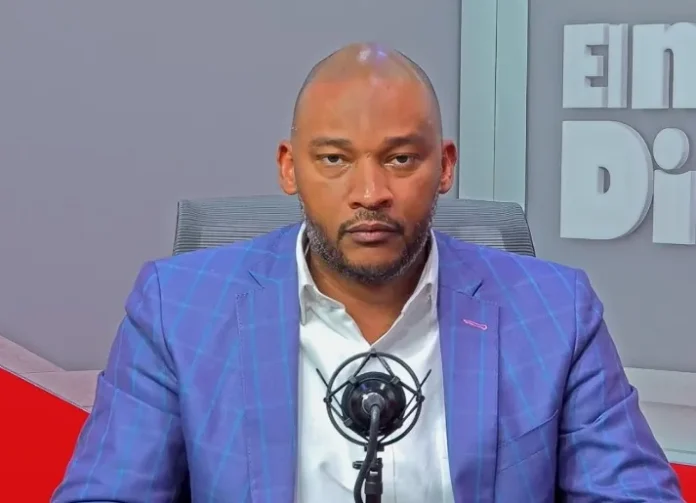 Pablo Román condena asesinato de conductor.