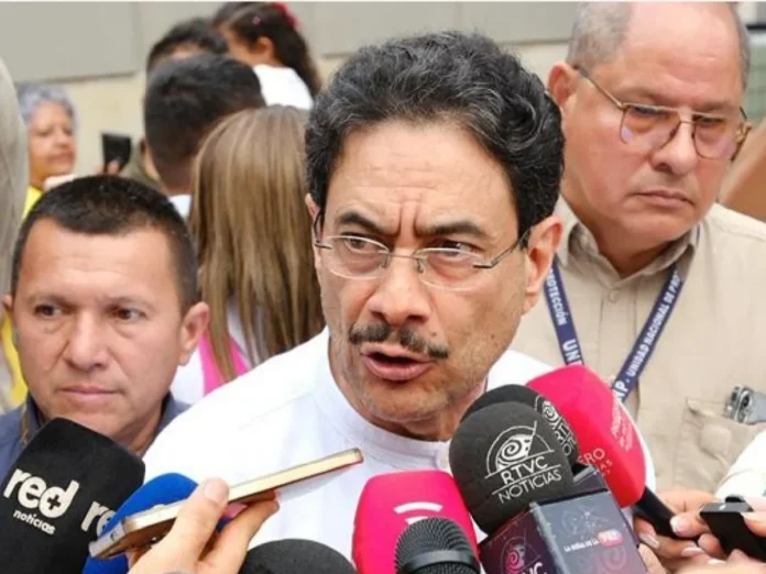 Iván Cepeda solicita información sobre amenazas.