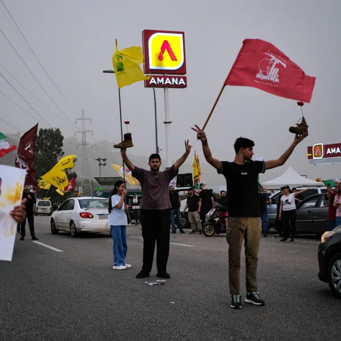 Desplazados regresan al sur del Líbano.