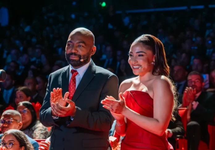 Cristal Sánchez nueva panelista de la UCA