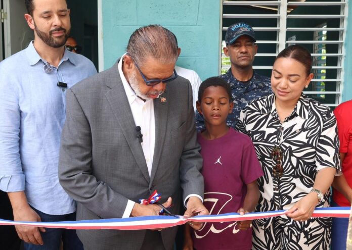 Viviendas equipadas entregadas en Moca.